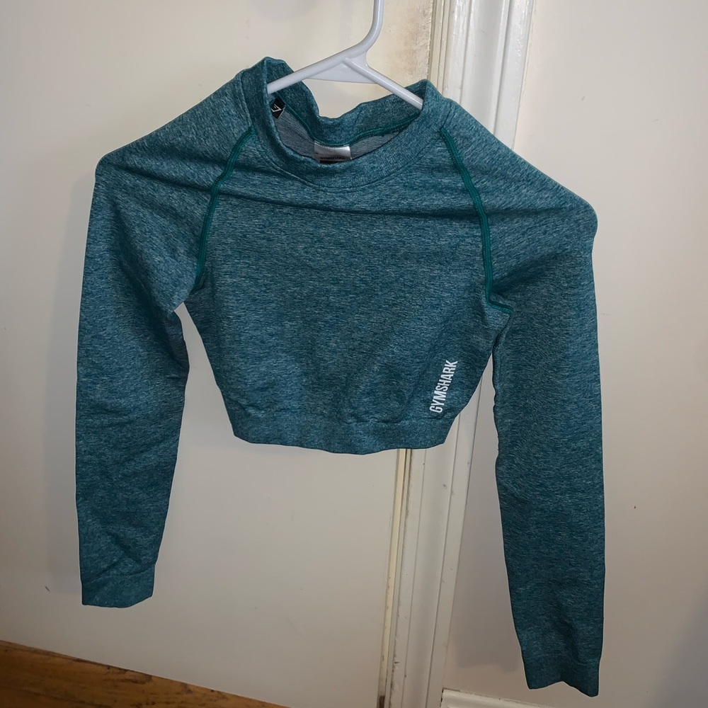 Gymshark, size small, long sleeve crop top